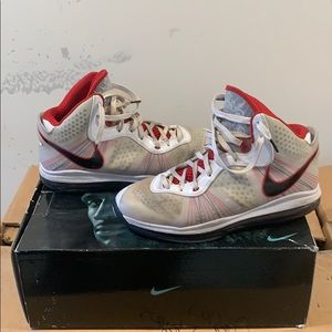 Nike Lebron 8 V/2
